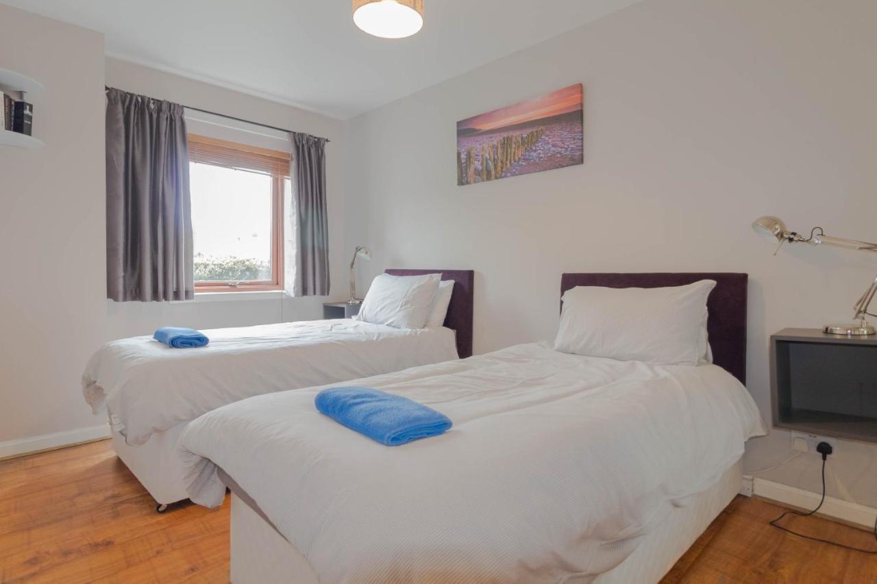 Park Lets Apartamento Dumbarton Exterior foto